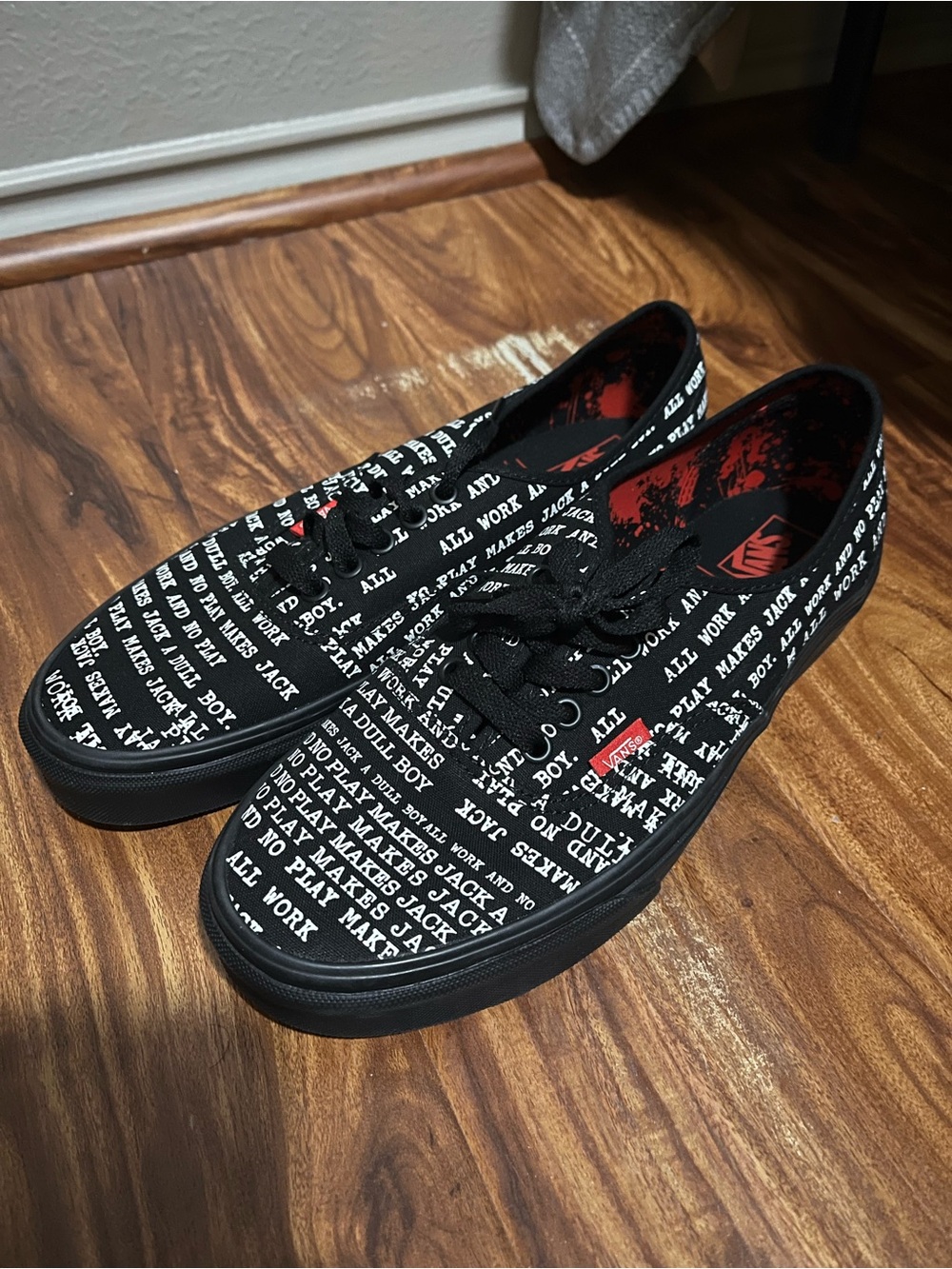 The Shining House of terror Authentic Vans Men’s 9.5/Women’s 11